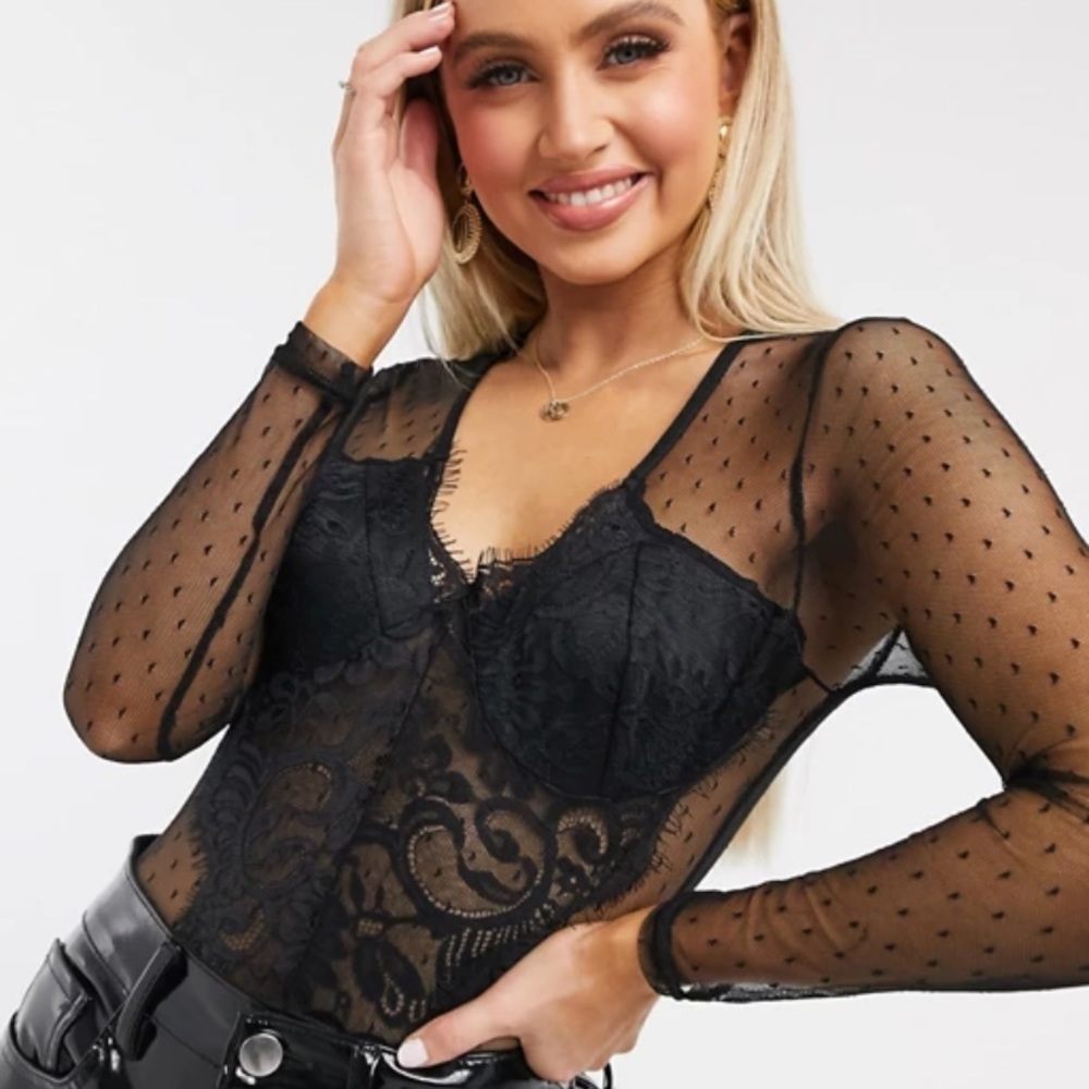 Parisian lace detail long sleeve bodysuit